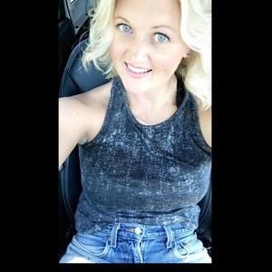 Meet your Posher, Lindsey